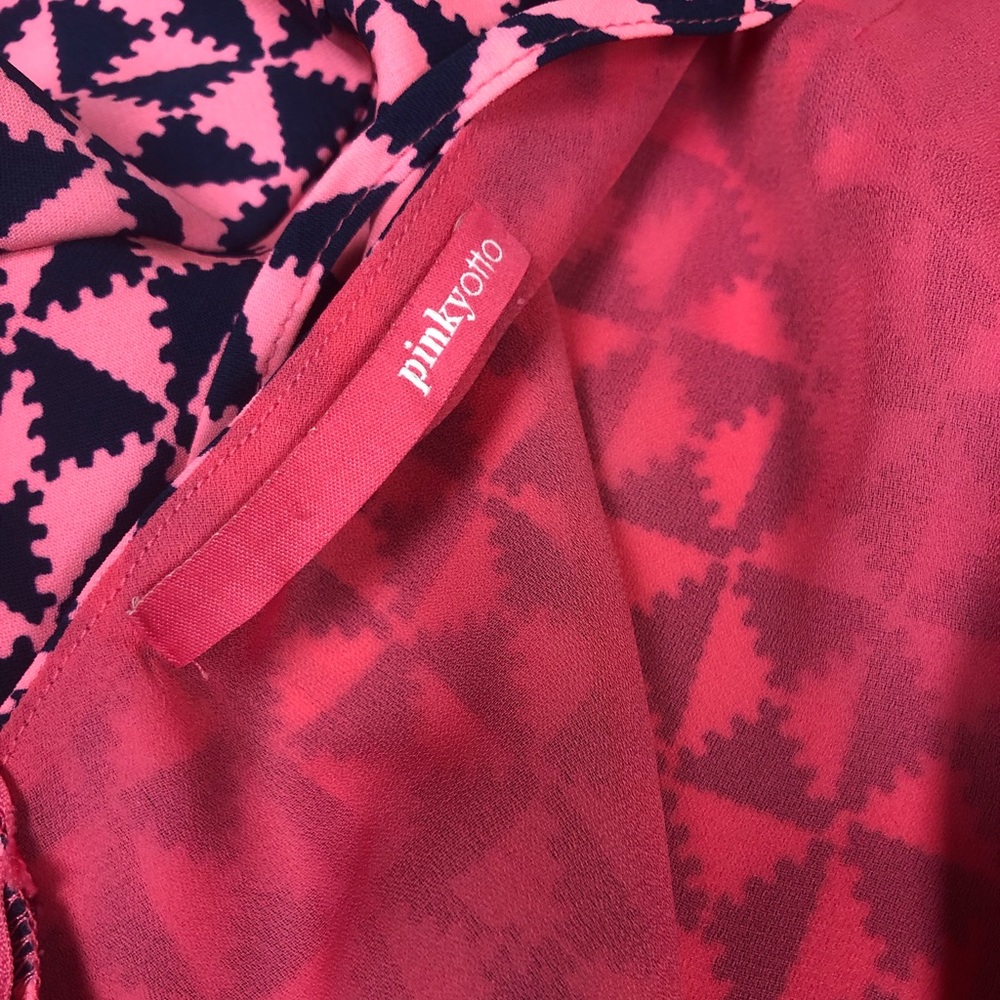 Pink summer dress with placket size small - Picture 5 of 6